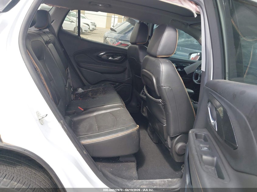 2023 GMC TERRAIN auction photo 8