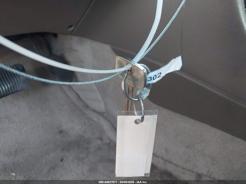 1999 Toyota Camry Le VIN: 4T1BG22K4XU520893 Lot: 44827977