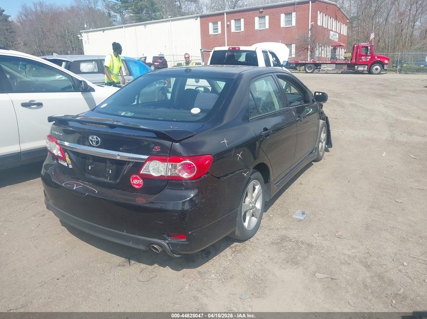 2011 TOYOTA COROLLA auction photo 4