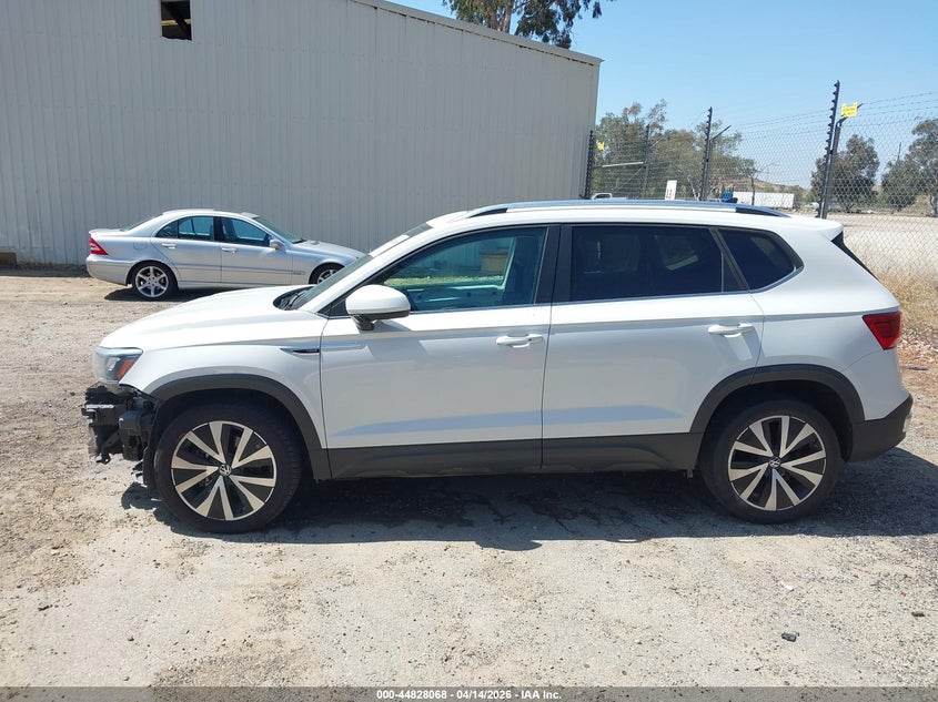2023 VOLKSWAGEN TAOS 1.5T SE — Фото 15