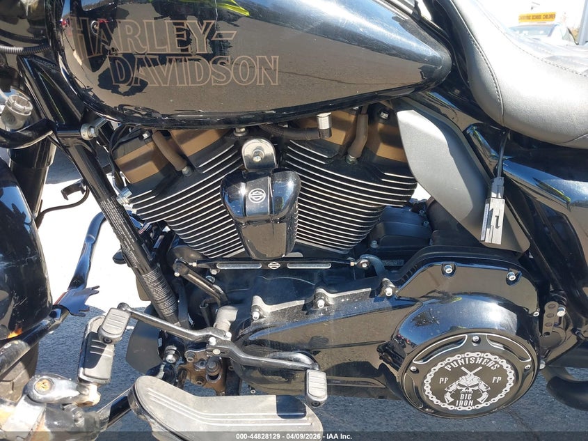 2023 Harley-Davidson Fltrxst VIN: 1HD1ACL10PB658311 Lot: 44828129