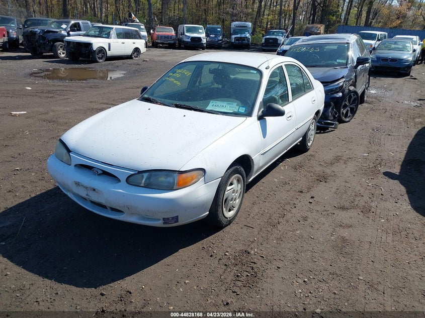 1999 Ford Escort Se