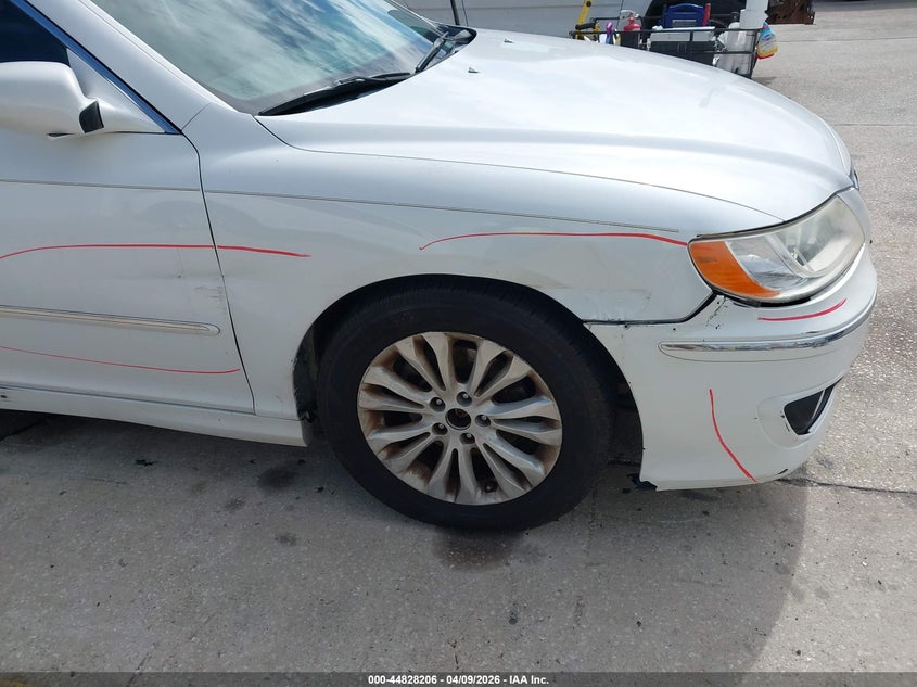 2011 Hyundai Azera Gls VIN: KMHFC4DD3BA540084 Lot: 44828206