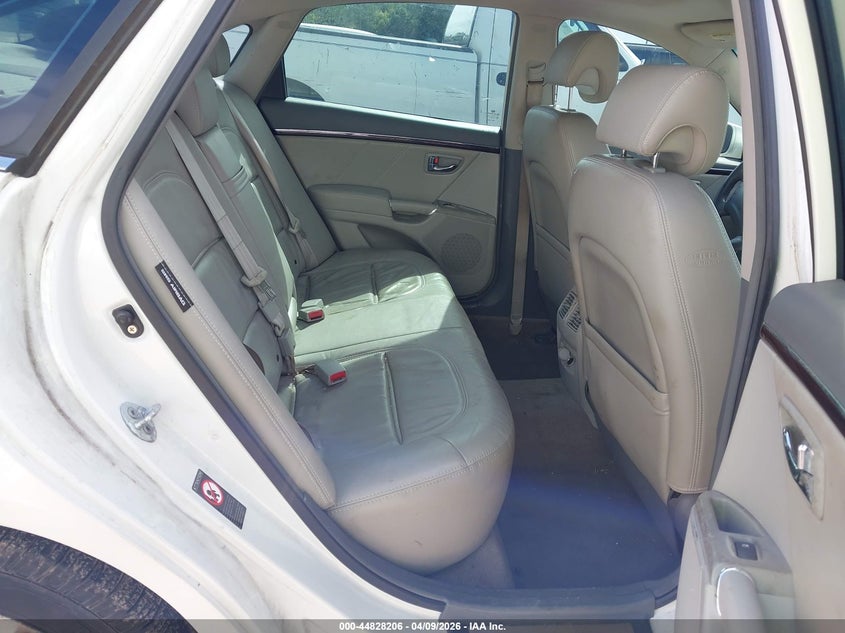 2011 Hyundai Azera Gls VIN: KMHFC4DD3BA540084 Lot: 44828206