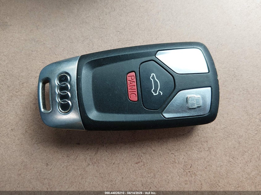 2018 Audi A4 2.0T Tech Ultra Premium/2.0T Ultra Premium VIN: WAUKMAF4XJA087069 Lot: 44828210