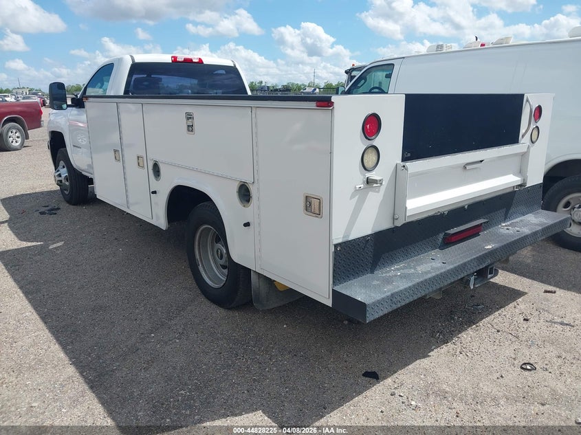 2015 Chevrolet Silverado 3500Hd Chassis Wt