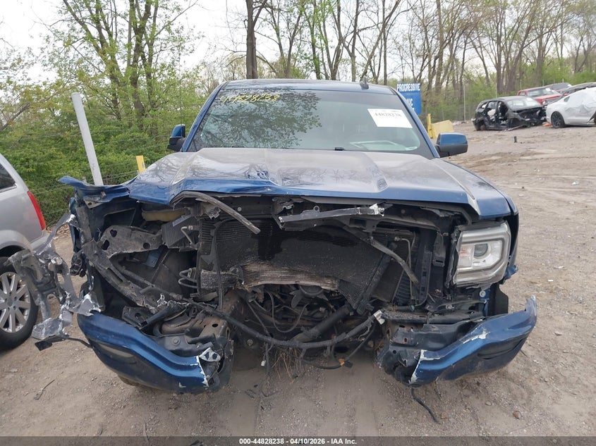 GMC SIERRA 1500 - zdjęcie 13