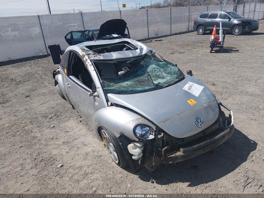 2001 Volkswagen New Beetle Glx VIN: 3VWDD21C21M449993 Lot: 44828316