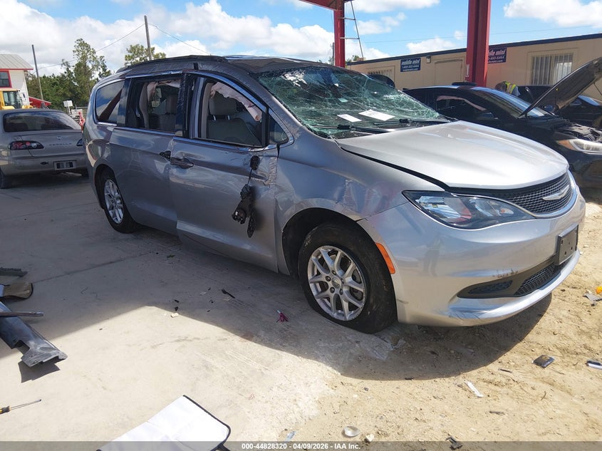 2021 Chrysler Voyager Lxi