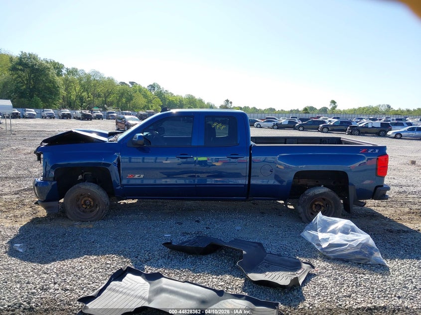 1GCVKREC4JZ184038 2018 Chevrolet Silverado 5.3 1500 2Lt blue