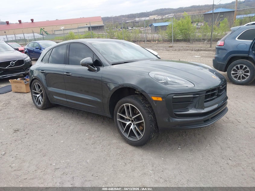 2023 PORSCHE MACAN T