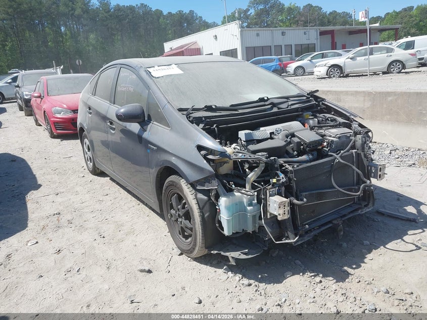 2013 TOYOTA PRIUS