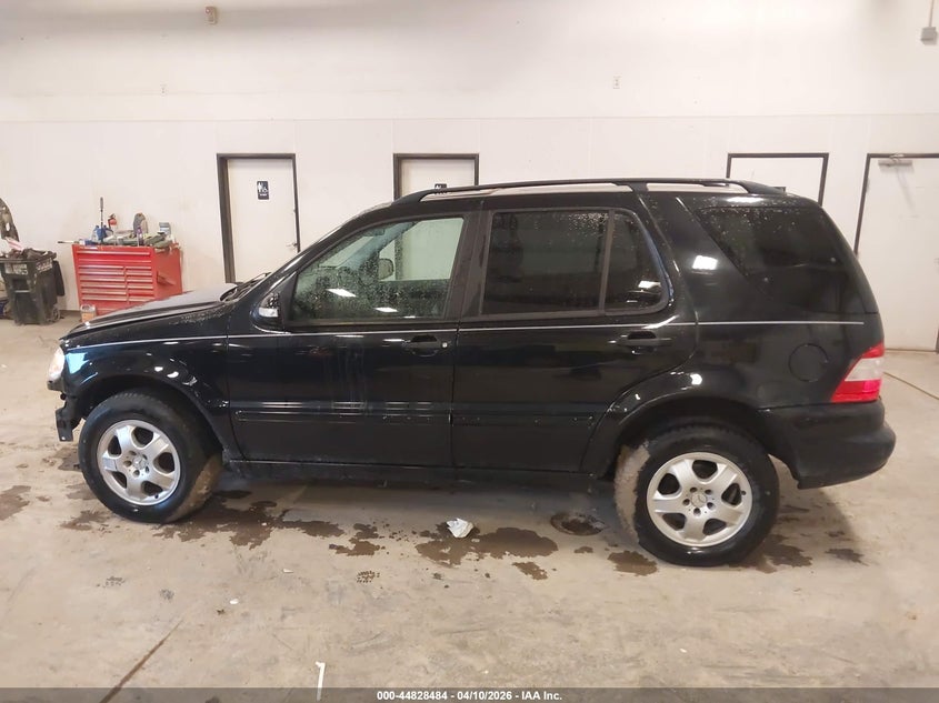 2003 Mercedes-Benz Ml 320 VIN: 4JGAB54E33A382102 Lot: 44828484