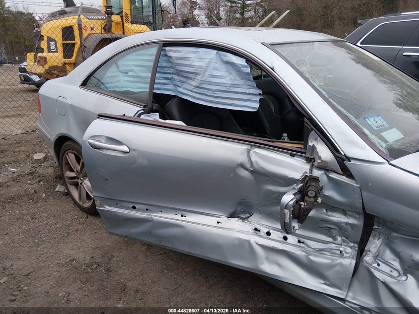 2007 Mercedes-Benz Clk 350 VIN: WDBTJ56H57F227677 Lot: 44828607