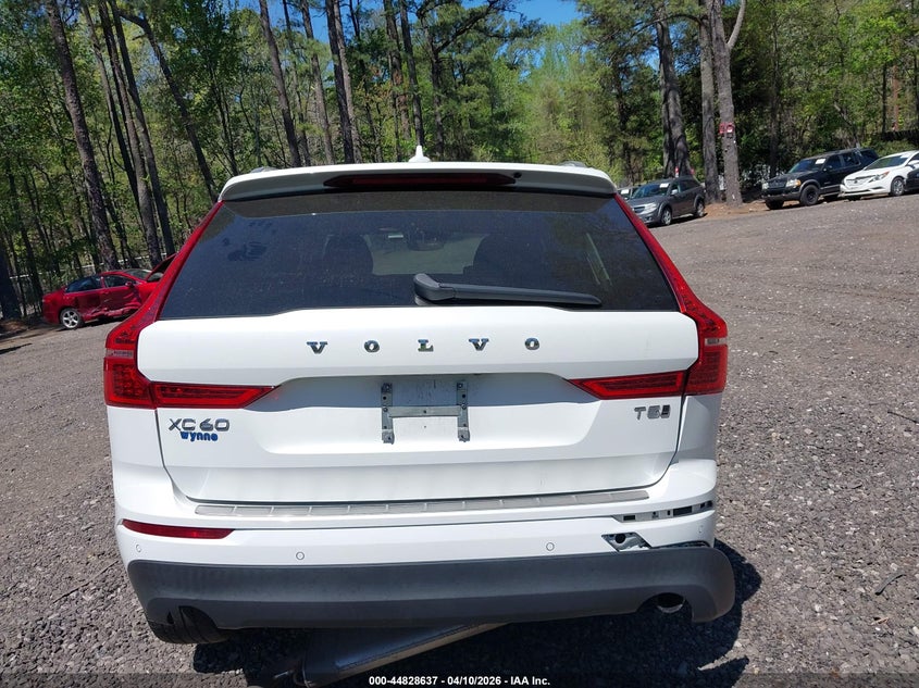 2018 Volvo Xc60 T5 Momentum VIN: YV4102RK4J1057976 Lot: 44828637