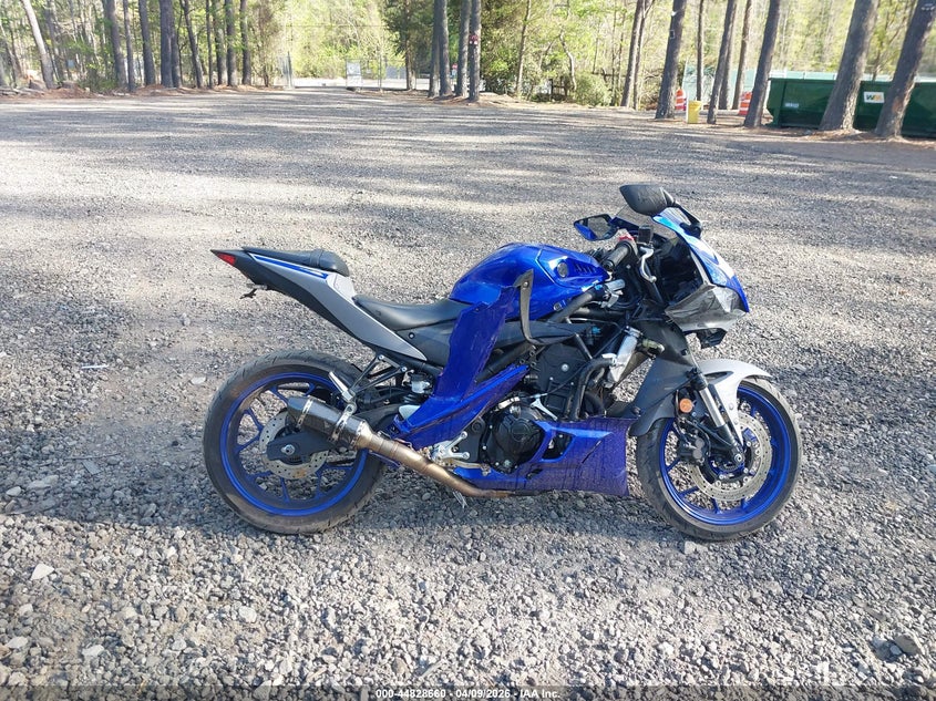 2021 Yamaha Yzfr3 A VIN: MH3RH18Y0MK005968 Lot: 44828660