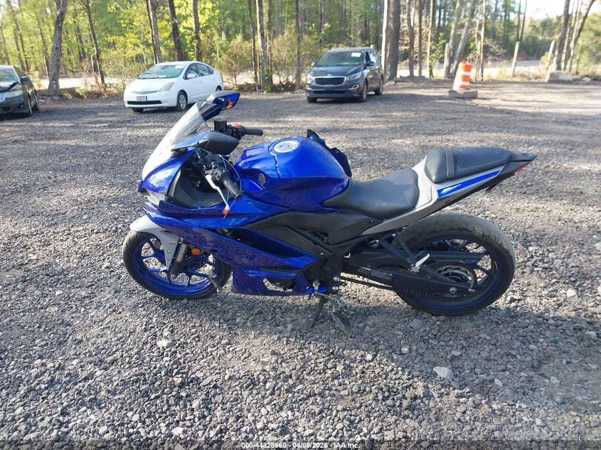 2021 Yamaha Yzfr3 A VIN: MH3RH18Y0MK005968 Lot: 44828660