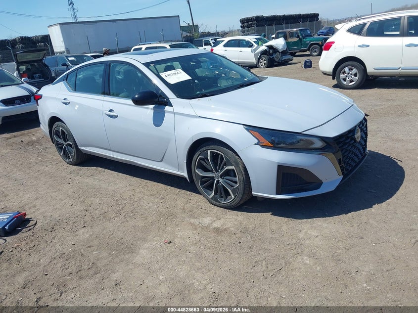 2023 Nissan Altima Sr Intelligent Awd