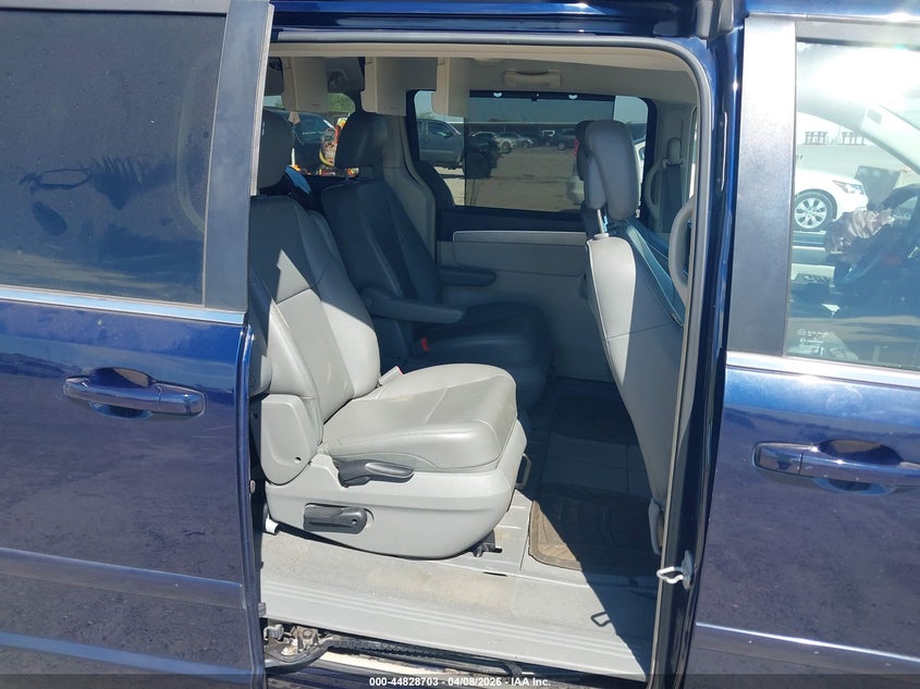 2014 Volkswagen Routan Se VIN: 2C4RVABG6ER134937 Lot: 44847892