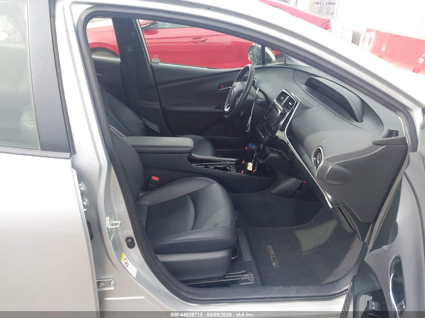 2019 Toyota Prius Xle