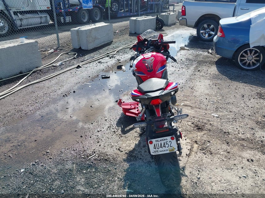 2025 HONDA CBR500 auction photo 6