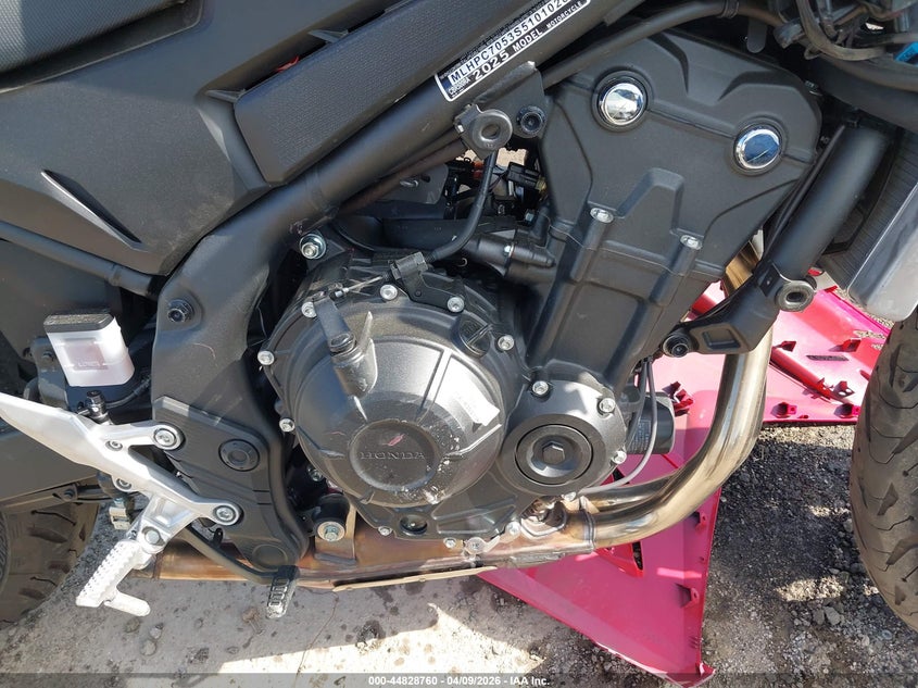 2025 HONDA CBR500 auction photo 8