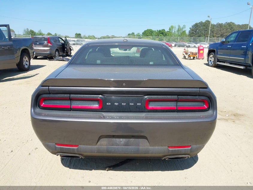 2022 Dodge Challenger R/T VIN: 2C3CDZBT3NH124641 Lot: 44828870