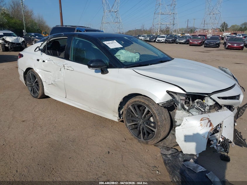 2019 Toyota Camry Xse
