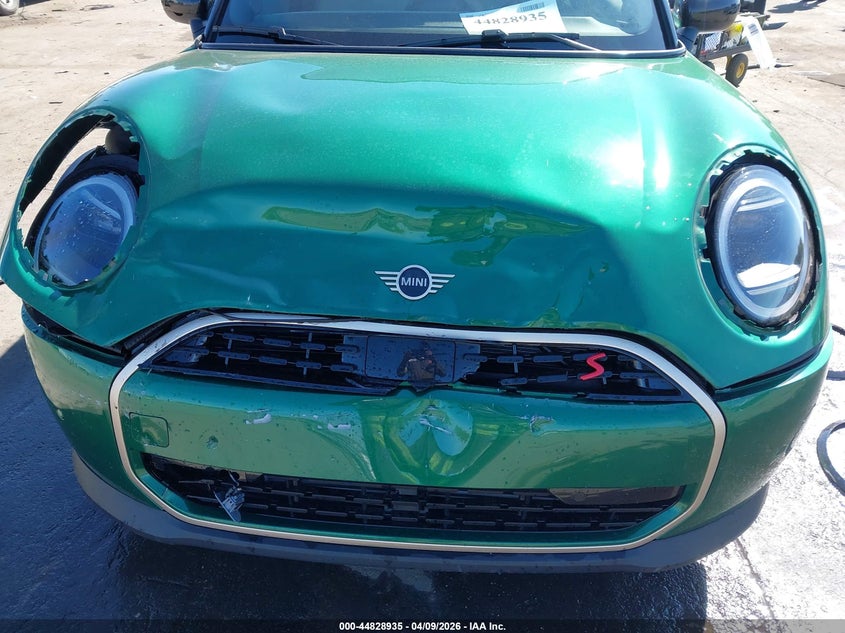 2025 Mini Hardtop Cooper S VIN: WMW53GD03S2W51661 Lot: 44828935