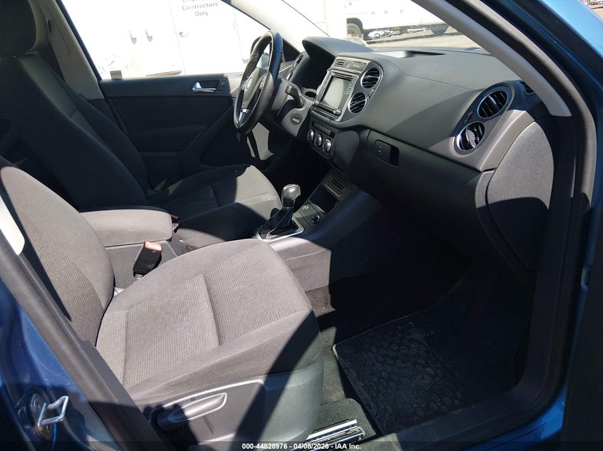 2018 Volkswagen Tiguan Limited 2.0T