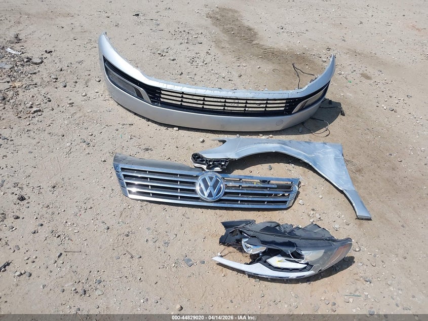 2013 Volkswagen Cc 2.0T Sport VIN: WVWBN7AN8DE517472 Lot: 44829020