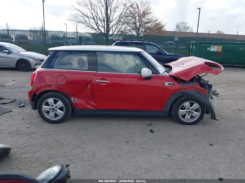 2017 Mini Hardtop Cooper VIN: WMWXP5C38H3C64395 Lot: 44829057