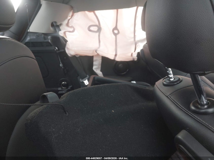 2017 Mini Hardtop Cooper VIN: WMWXP5C38H3C64395 Lot: 44829057