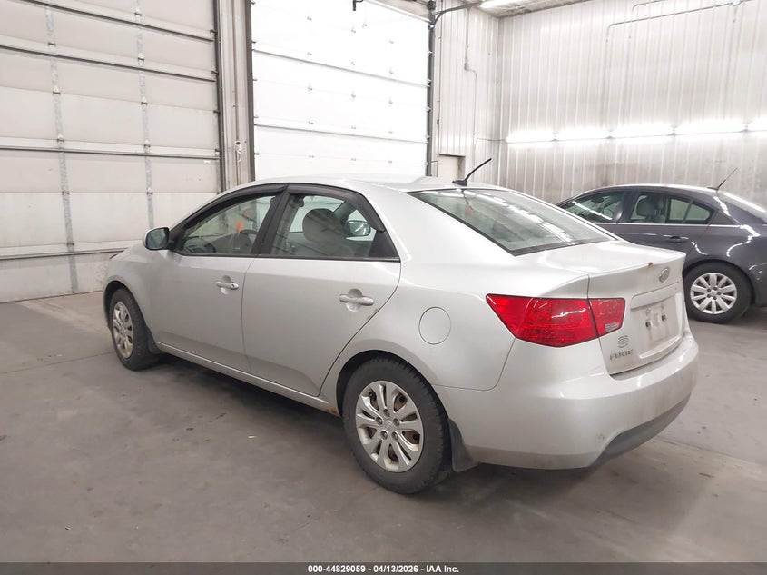 Vin: knaft4a25a5258279, lot: 45326357, kia forte lx 20103