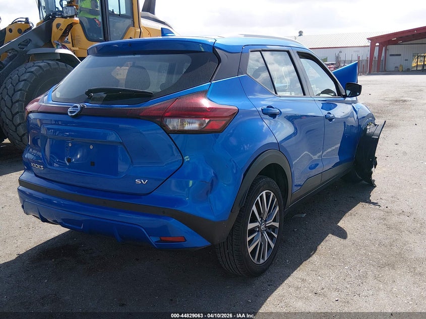 2021 Nissan Kicks 1.6 Sv Xtronic Cvt blue Lot 111044829063 Vin 3N1CP5CVXML499902