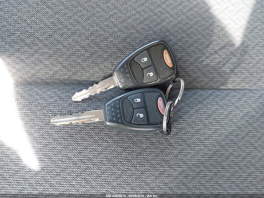 2005 Dodge Grand Caravan Se VIN: 2D4GP24R05R392654 Lot: 44829078