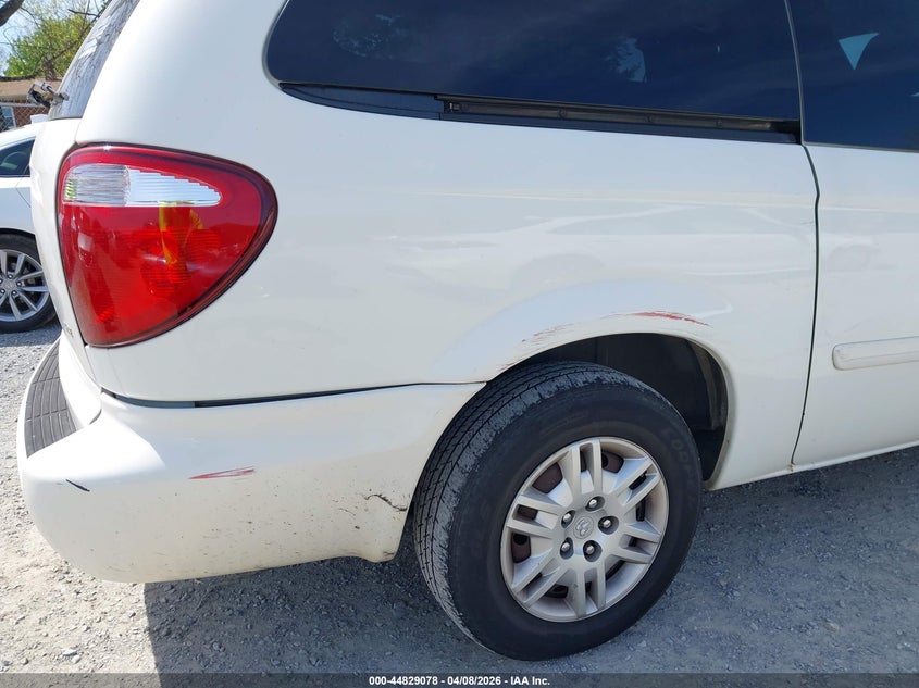 2005 Dodge Grand Caravan Se VIN: 2D4GP24R05R392654 Lot: 44829078