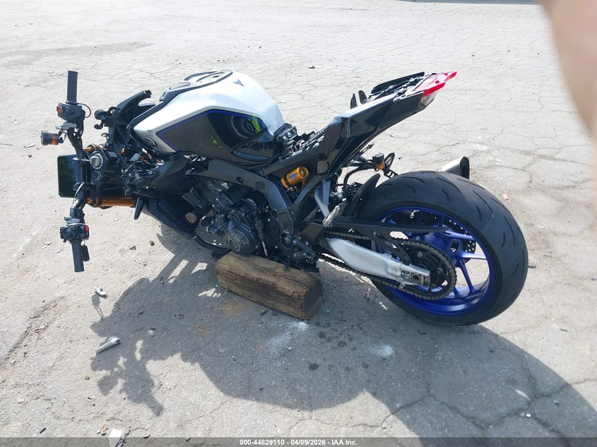 2024 Yamaha Mt09 Sp VIN: JYARN95E1RA000447 Lot: 44829110