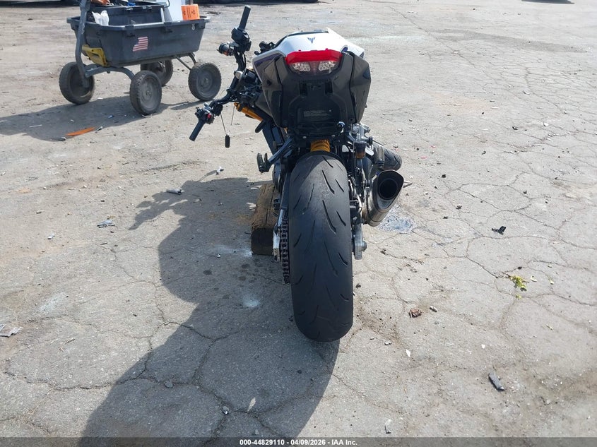 2024 Yamaha Mt09 Sp VIN: JYARN95E1RA000447 Lot: 44829110