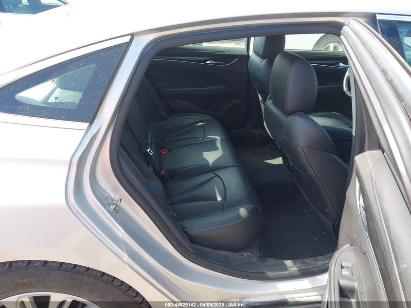 2018 Buick Lacrosse Essence VIN: 1G4ZP5SZXJU135603 Lot: 44829142