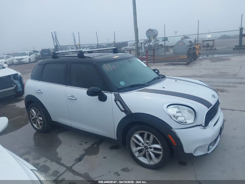 2014 Mini Countryman Cooper S VIN: WMWZC3C55EWT01047 Lot: 44829147