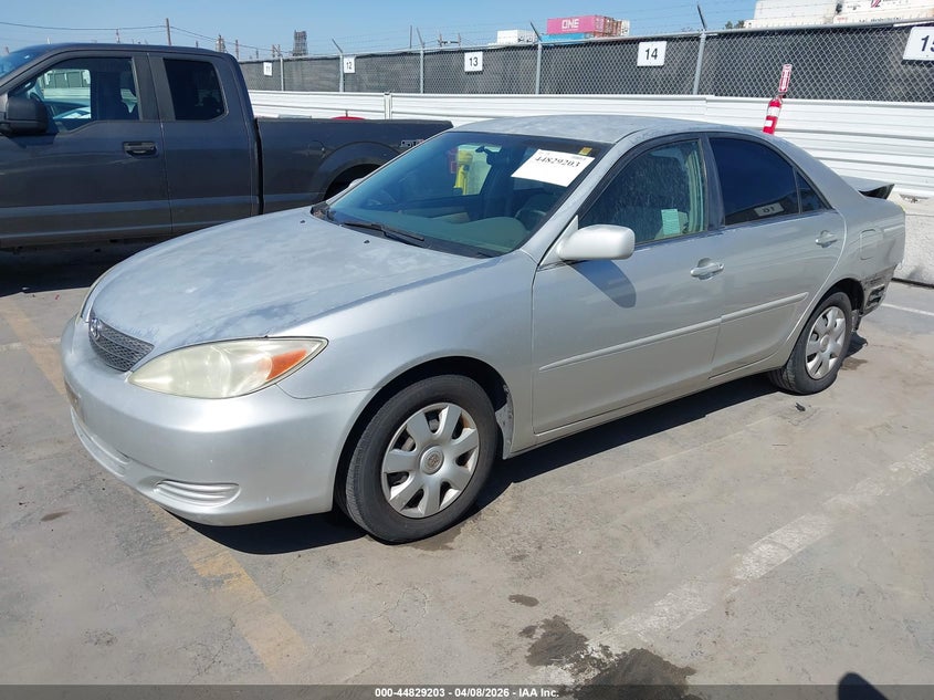 2004 Toyota Camry Le