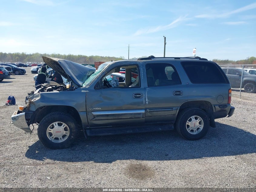 2002 GMC Yukon Slt VIN: 1GKEK13Z32R137484 Lot: 44829256
