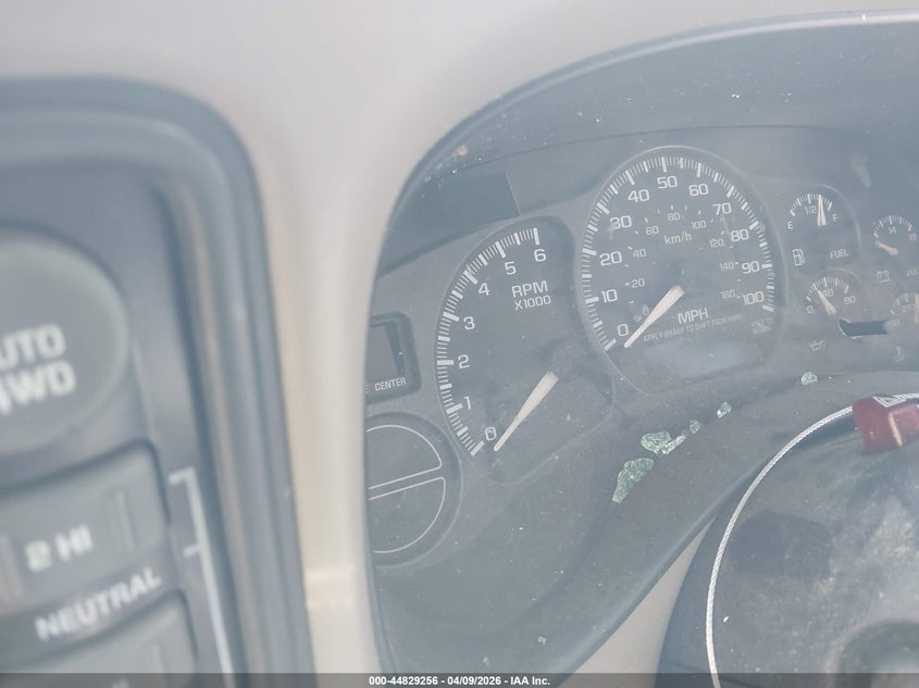 2002 GMC Yukon Slt VIN: 1GKEK13Z32R137484 Lot: 44829256