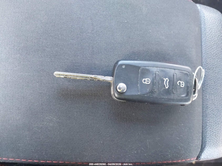 2012 Volkswagen Gti 2-Door VIN: WVWED7AJ1CW290051 Lot: 44829268