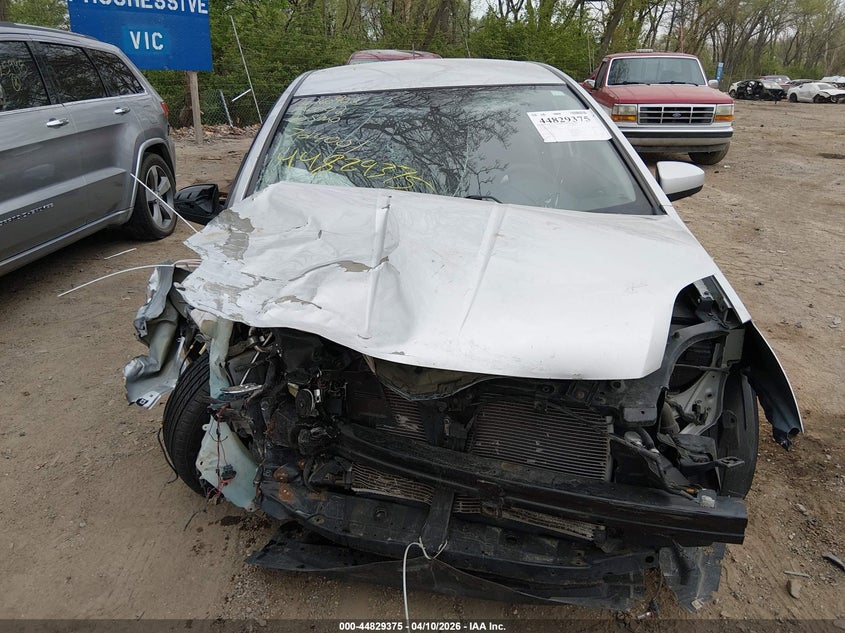 2010 Nissan Sentra 2.0Sr VIN: 3N1AB6AP9AL724001 Lot: 44829375