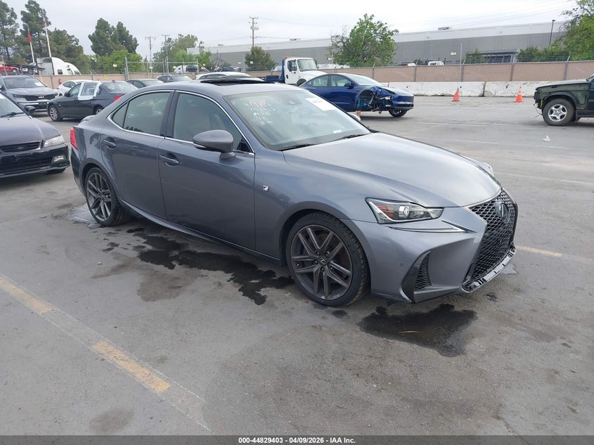 JTHBA1D2XJ5075508 2018 Lexus Is 300 auction photo 1