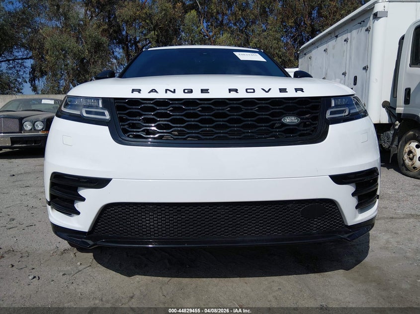 2018 Land Rover Range Rover Velar P380 First Edition/P380 Hse R-Dynamic VIN: SALYM2RV7JA741056 Lot: 44829455