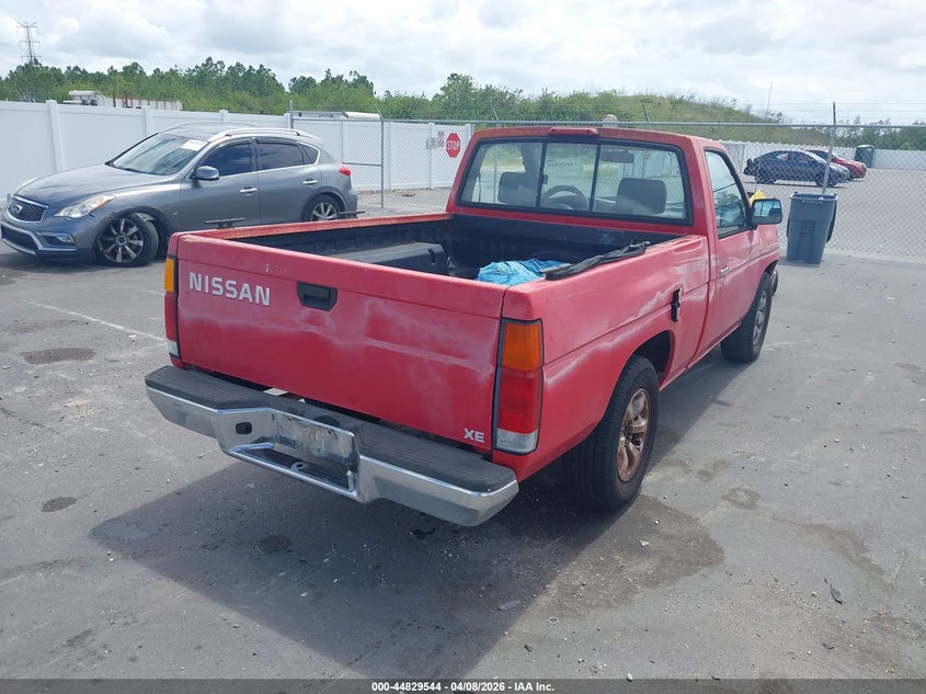 1996 Nissan Truck Xe