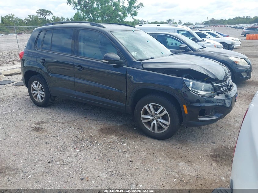 2016 Volkswagen Tiguan S